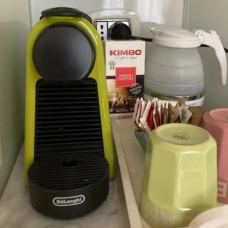 Squisito In Stabile Vecchia Milánó