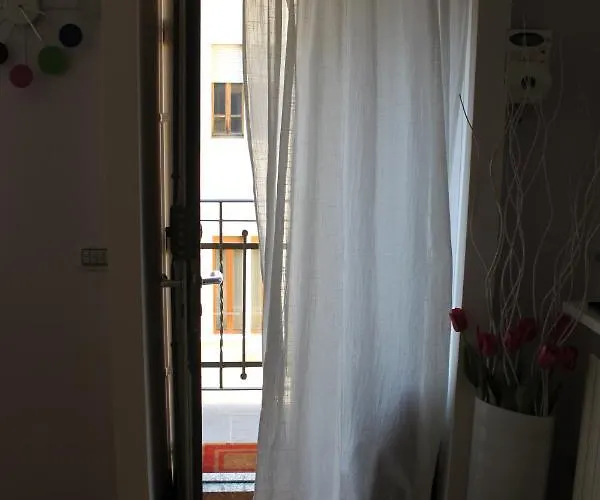 Squisito In Stabile Vecchia Apartment *