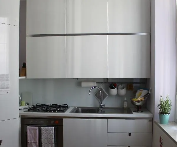 Apartment Squisito In Stabile Vecchia Mailand